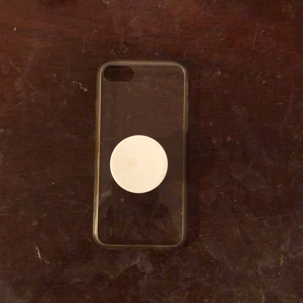 Clear iPhone 8 case with Popsocket